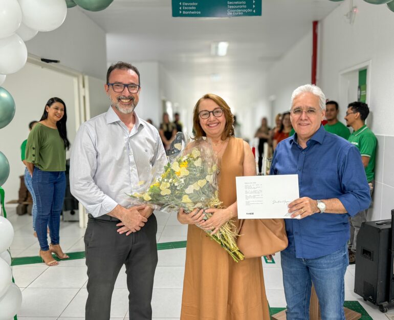 Fanese inaugura novo bloco e nomeia Núcleo de Laboratórios em homenagem a Sandra Nascimento