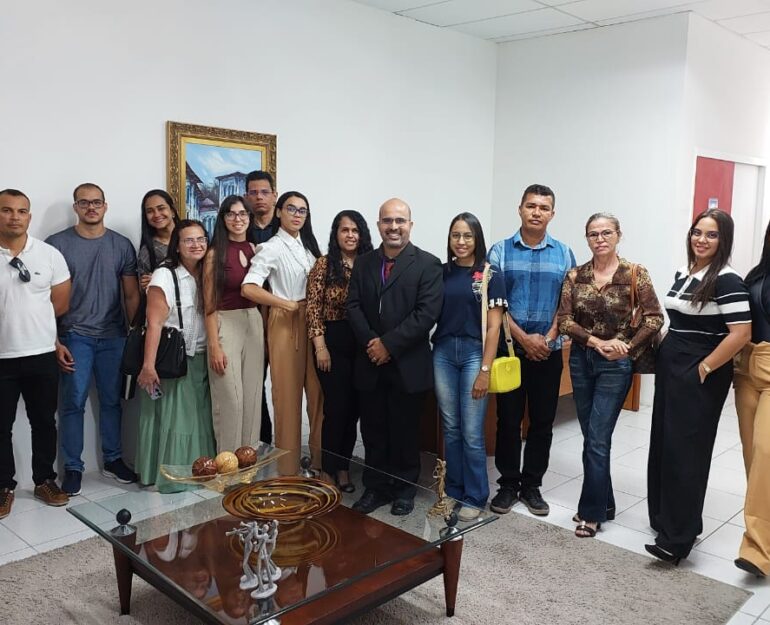 Alunos de Direito da Fanese realizam visita técnica ao TRT-20 e vivenciam a prática da Justiça do Trabalho