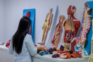 Enfermagem da Fanese esgota vagas para 2026.1 e matrículas seguem abertas para outros cursos