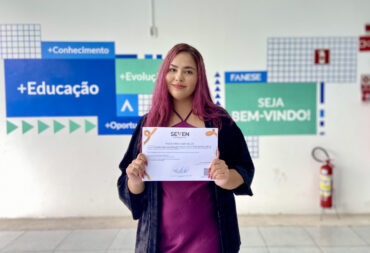 Aluna da Fanese conquista primeira publicação internacional da faculdade com sua monografia